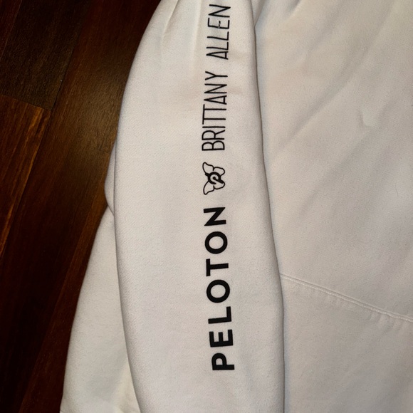 Fall 2023 ~ PELOTON x BRITTANY ALLEN White Hoodie Sweatshirt - Size LARGE - Picture 5 of 7